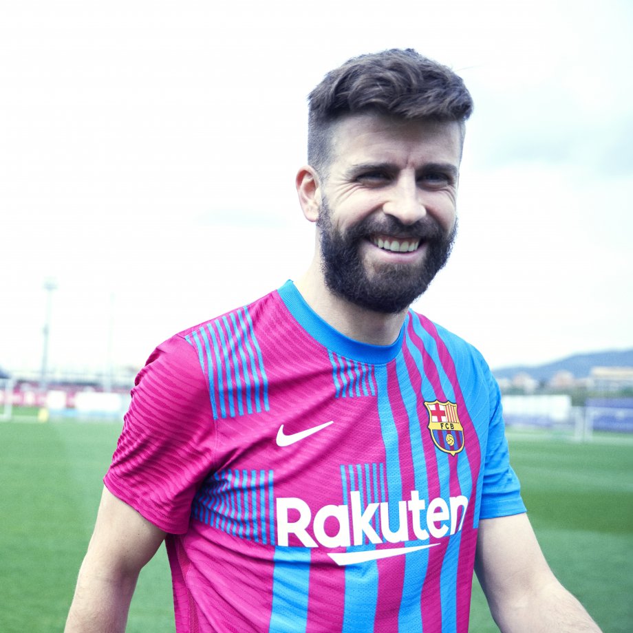 Gerard Piqué camiseta Barca escudo FC Barcelona