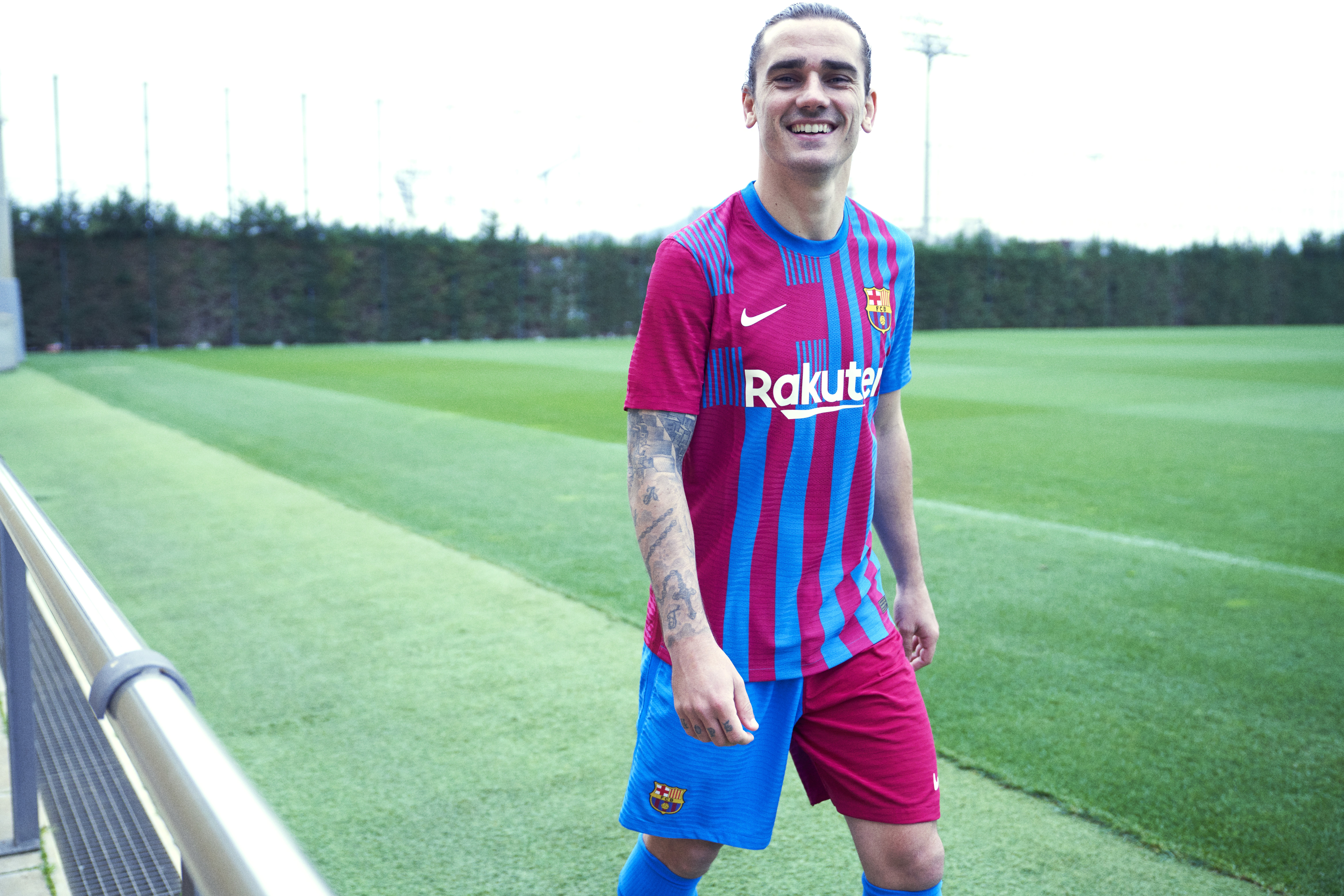 Antoine Griezmann con la nueva camiseta del Barça