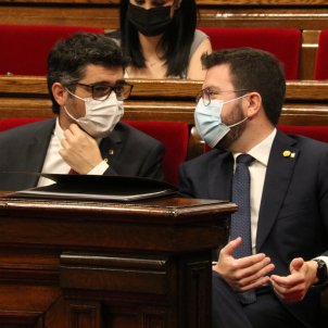 Aragonès justifica a la CUP la decisión del Govern de compartir mesa con el Rey