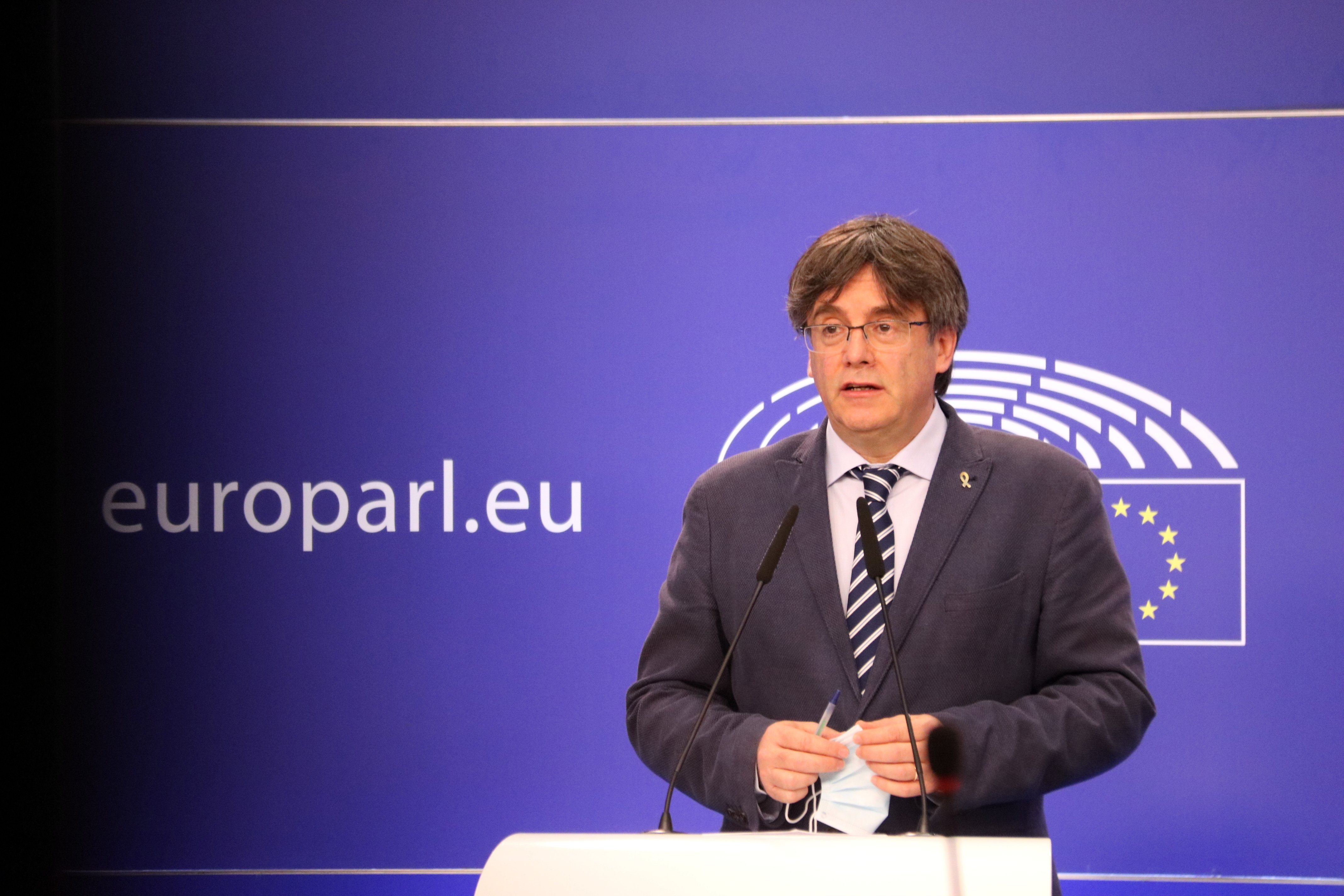 European Parliament asks EU court to lift the immunity on Puigdemont again
