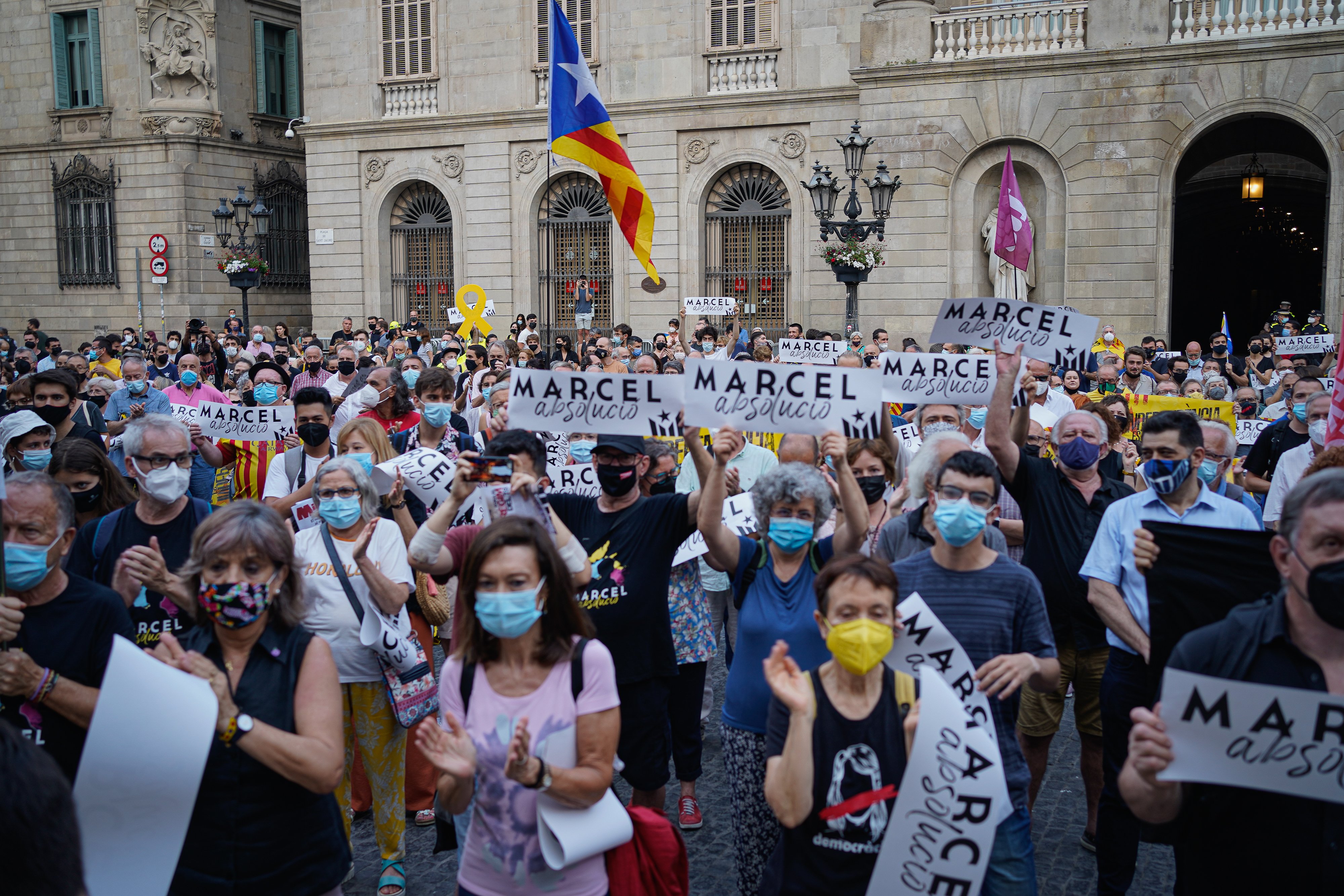 Protesters around Catalonia call for acquittal of activist Marcel Vivet