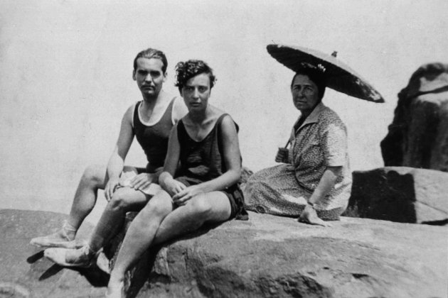 Federico García Lorca, Anna Maria Dalí i Lidia Noguer a Cadaqués/Arxiu de la Fundación Federico García Lorca. Centro García Lorca. Granada.