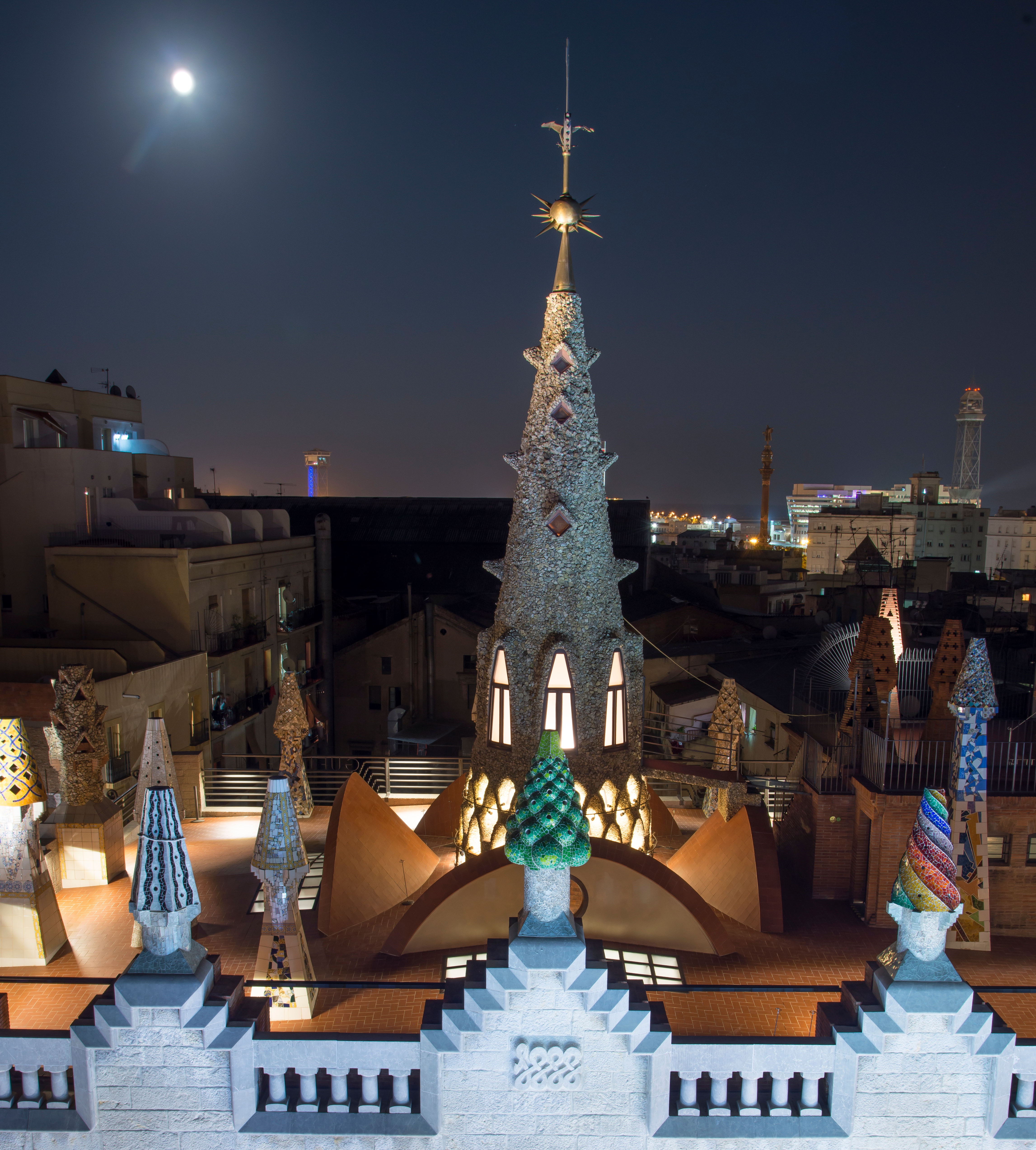 Llegan las noches de verano al Palau Güell con la mejor música y grandes vistas