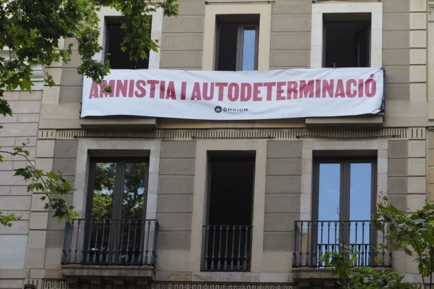 pancarta omnium liceo sanchez indultos