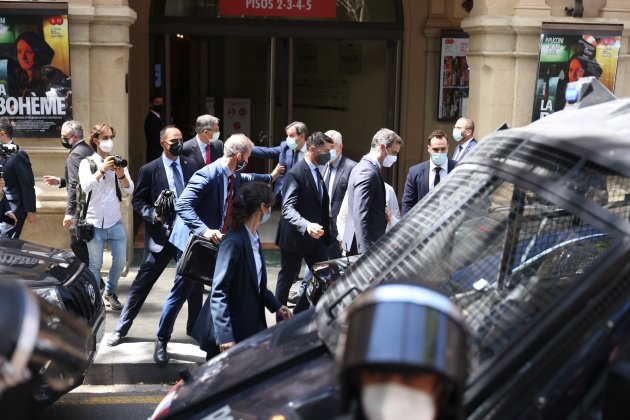 Protestes Liceu, Pedro Sánchez, el president sortint de Liceu5   Sergi Alcàzar