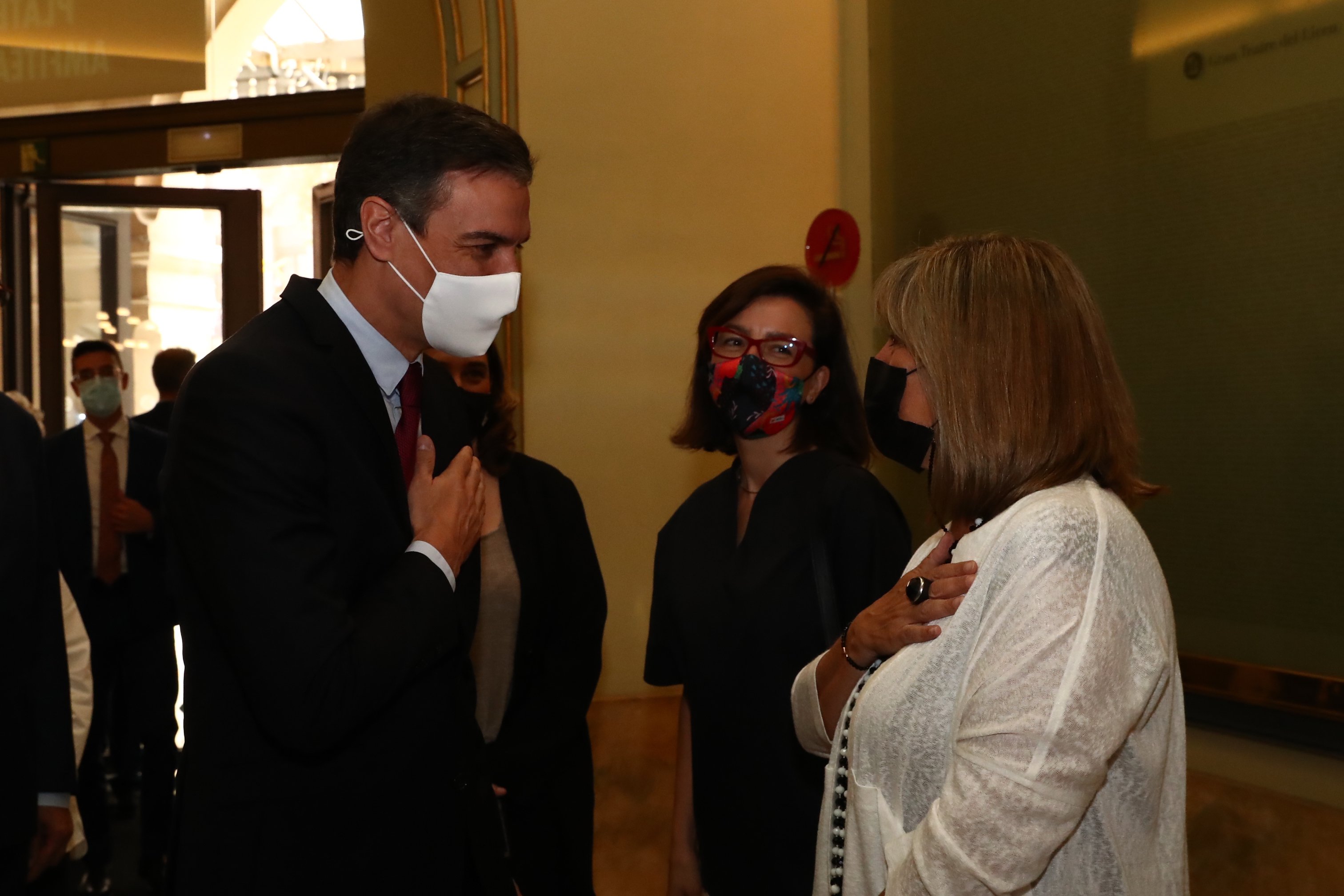 Pedro Sánchez i l'alcaldessa de l'Hospitalet de Llobregat, Núria Marín.