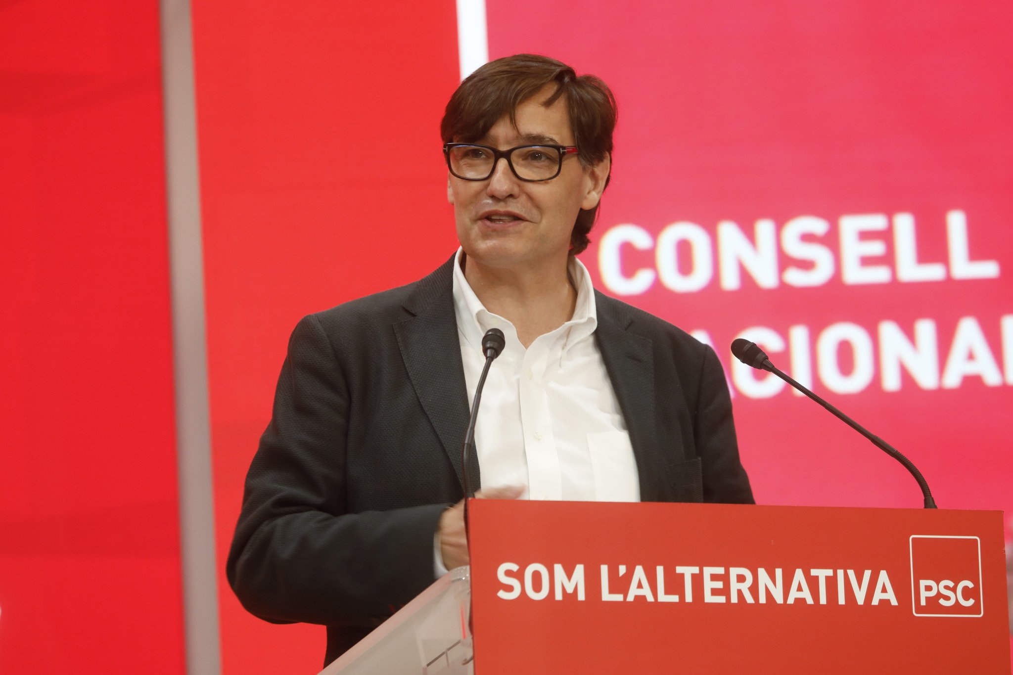 Illa urge a Aragonès a reunir la mesa de diálogo de los partidos catalanes