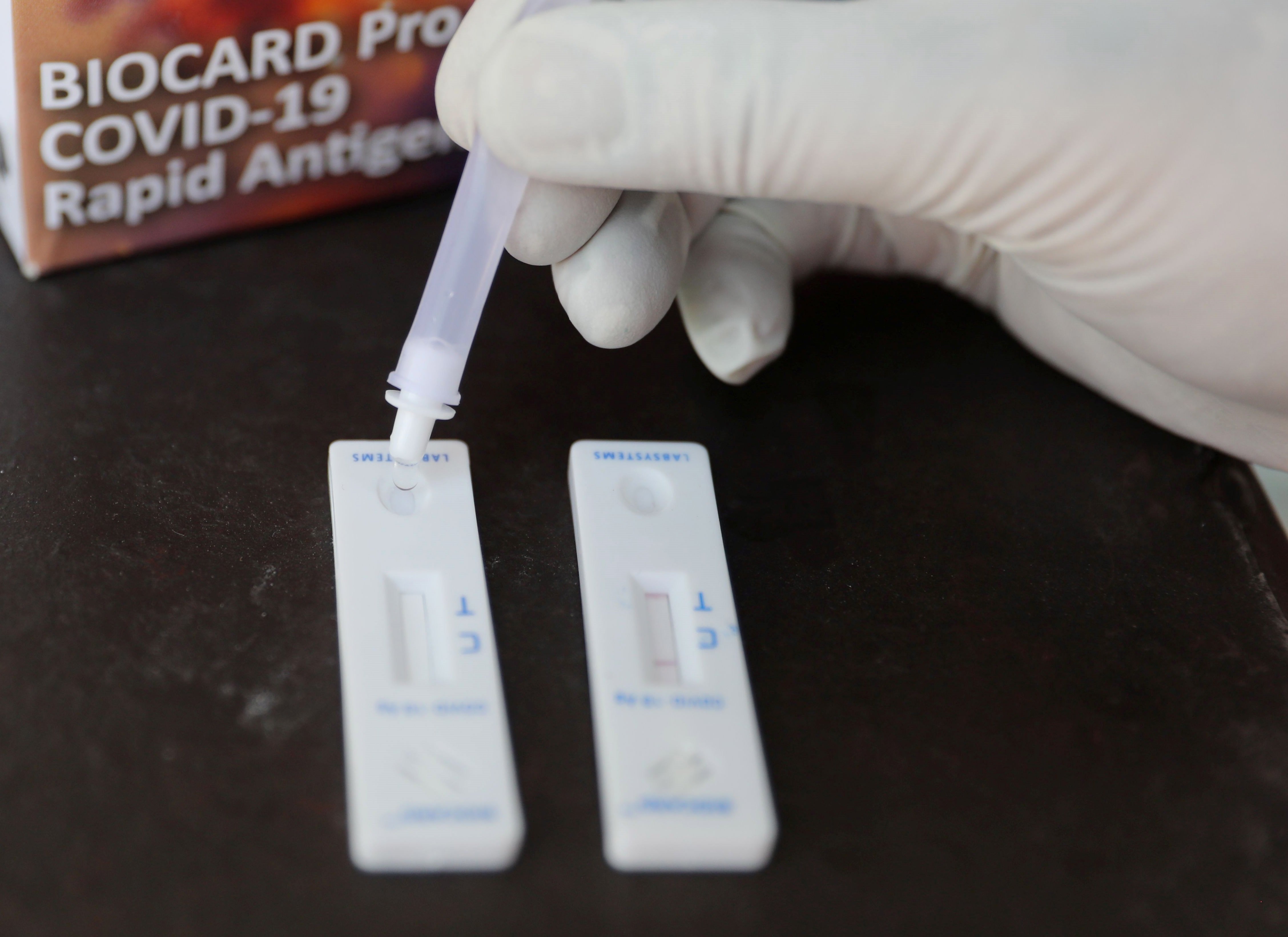 Nuevo test de antígenos capaz de detectar la variante ómicron