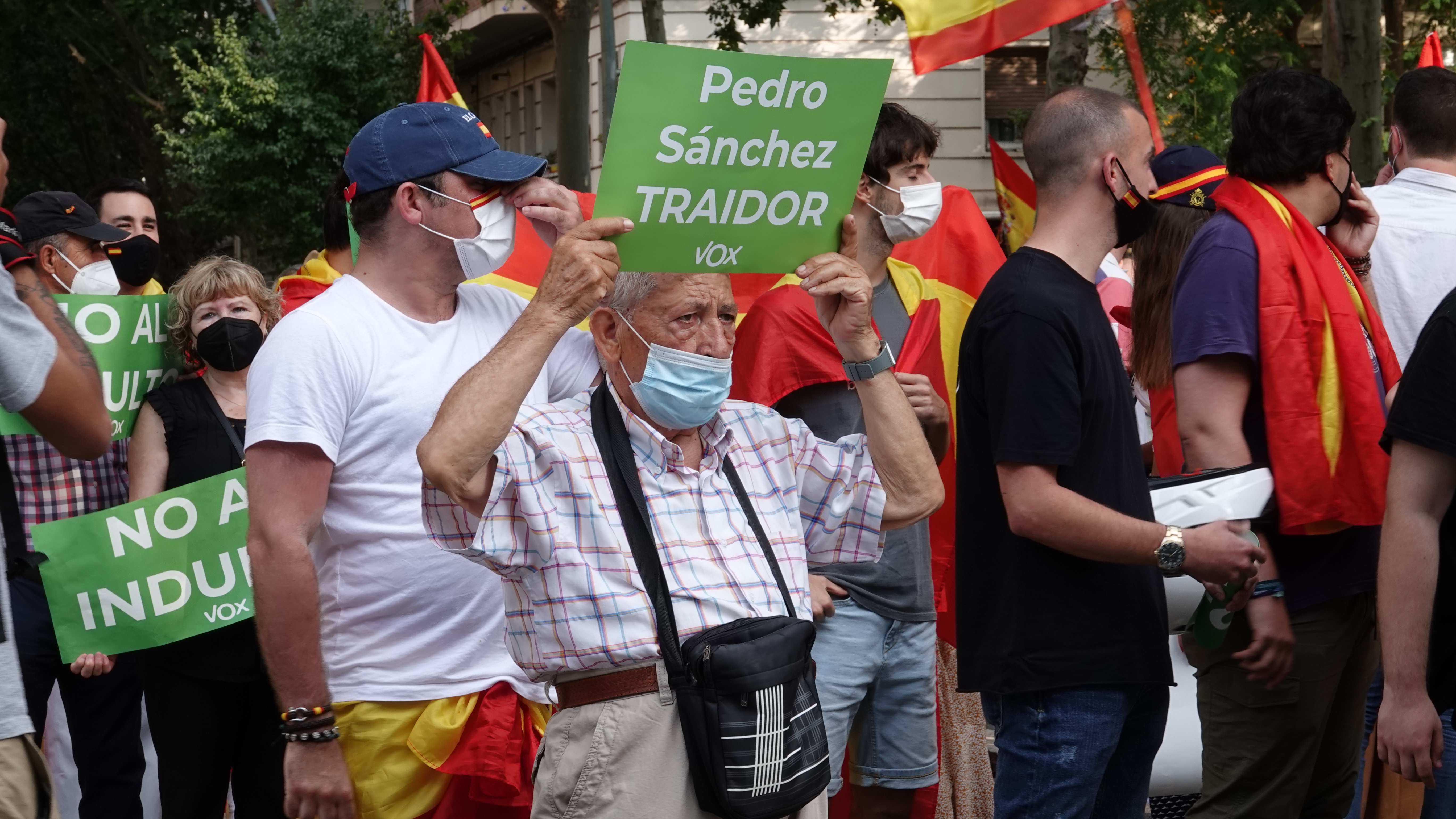 Vox es menja Cs i PP en una protesta ultra contra els indults a Barcelona