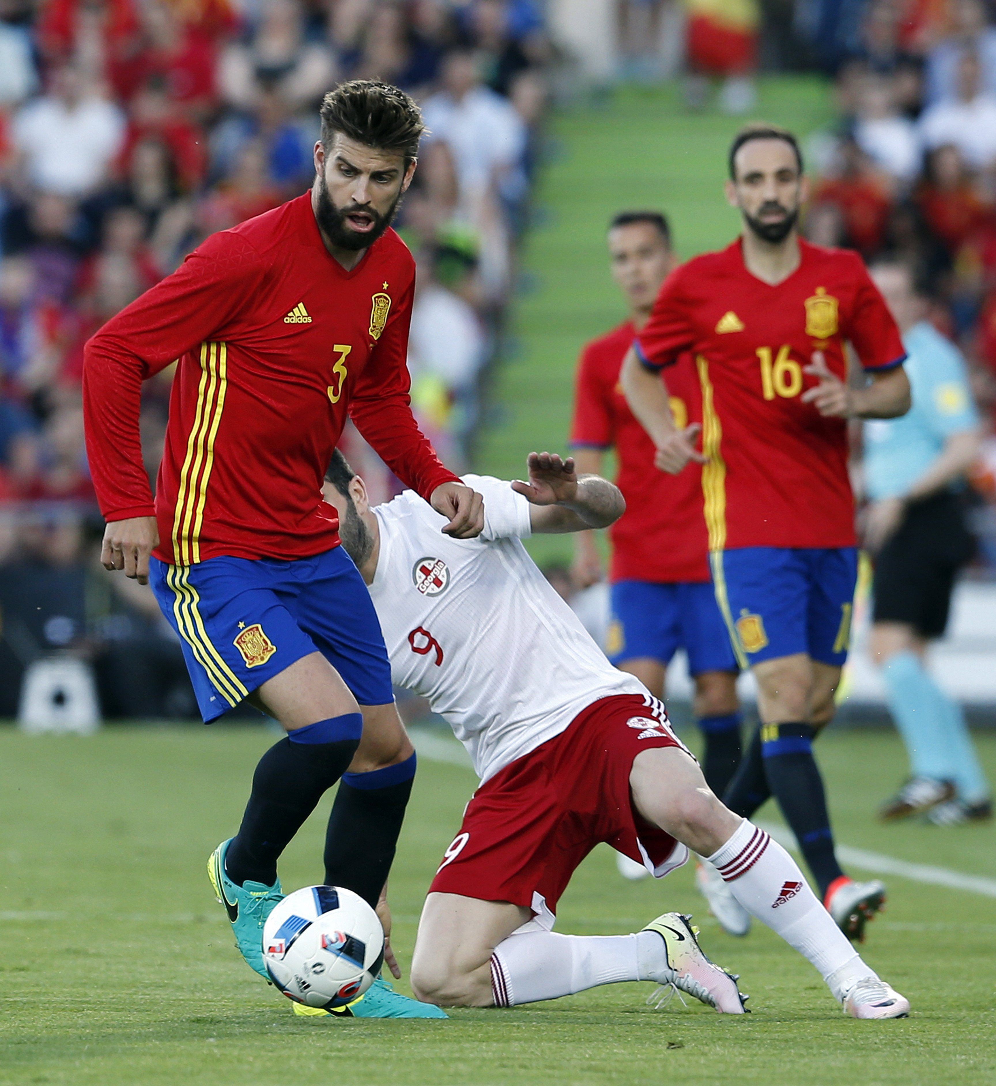 Barcelona pide acoger un partido de la selección española de fútbol