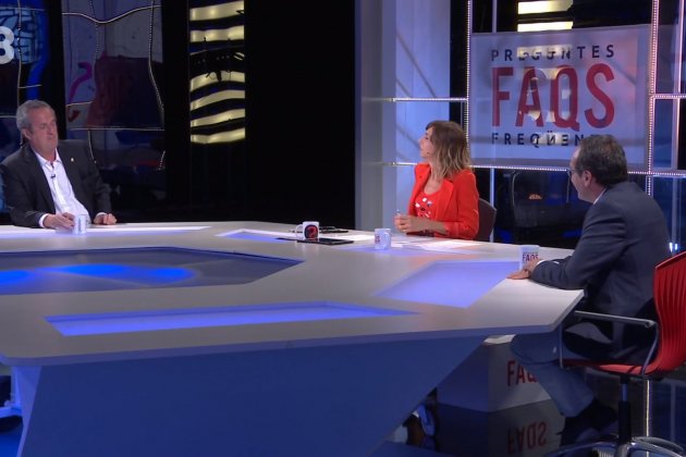 Joaquim Forn, Josep Rull y Cristina Puig en FAQS TV3