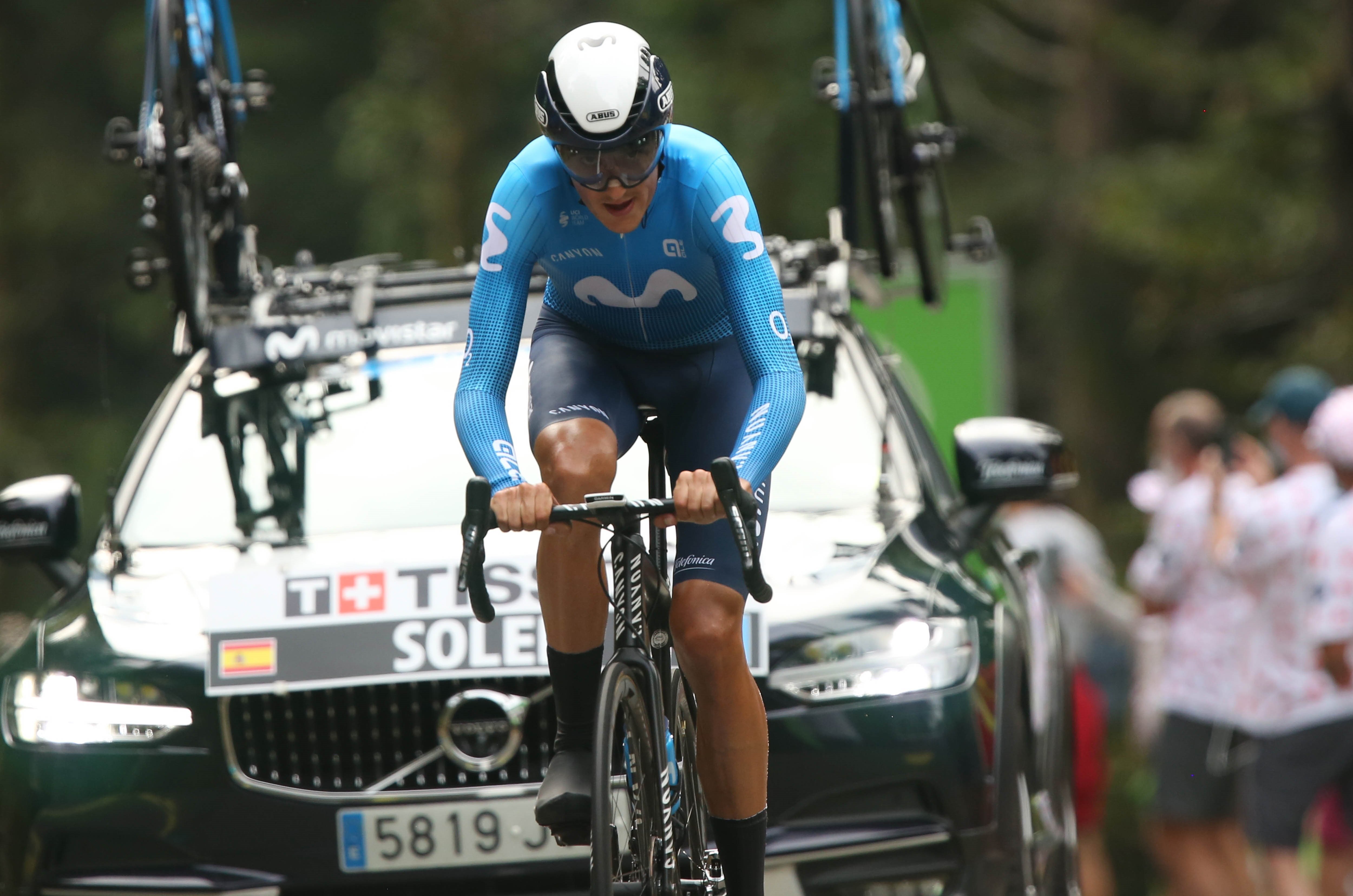 El catalán Marc Soler hace 42 km del Tour de Francia con los dos brazos rotos