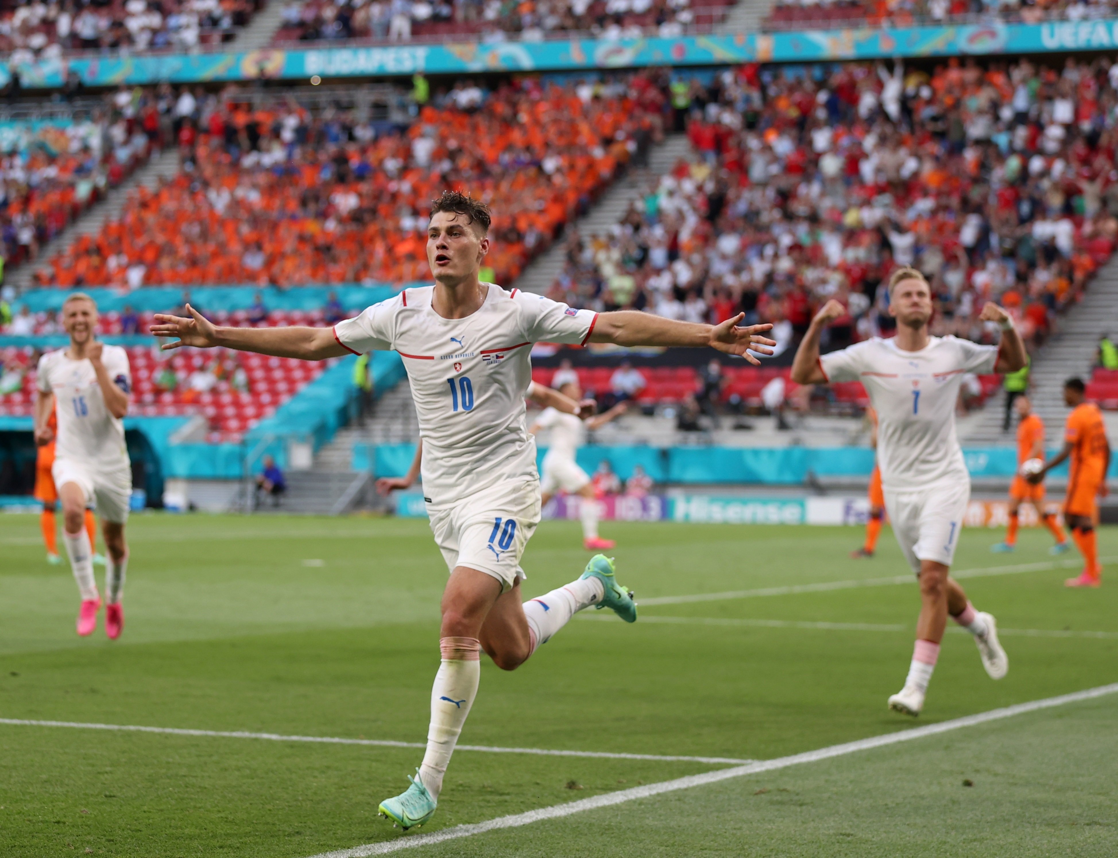 República Checa sorprende y expulsa a Países Bajos de la Eurocopa (0-2)