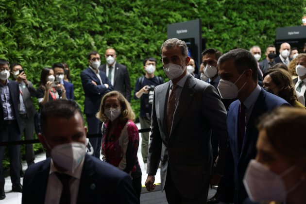 felipe vi nadia calviño pedro sanchez entrada mobile world congress - sergi alcàzar