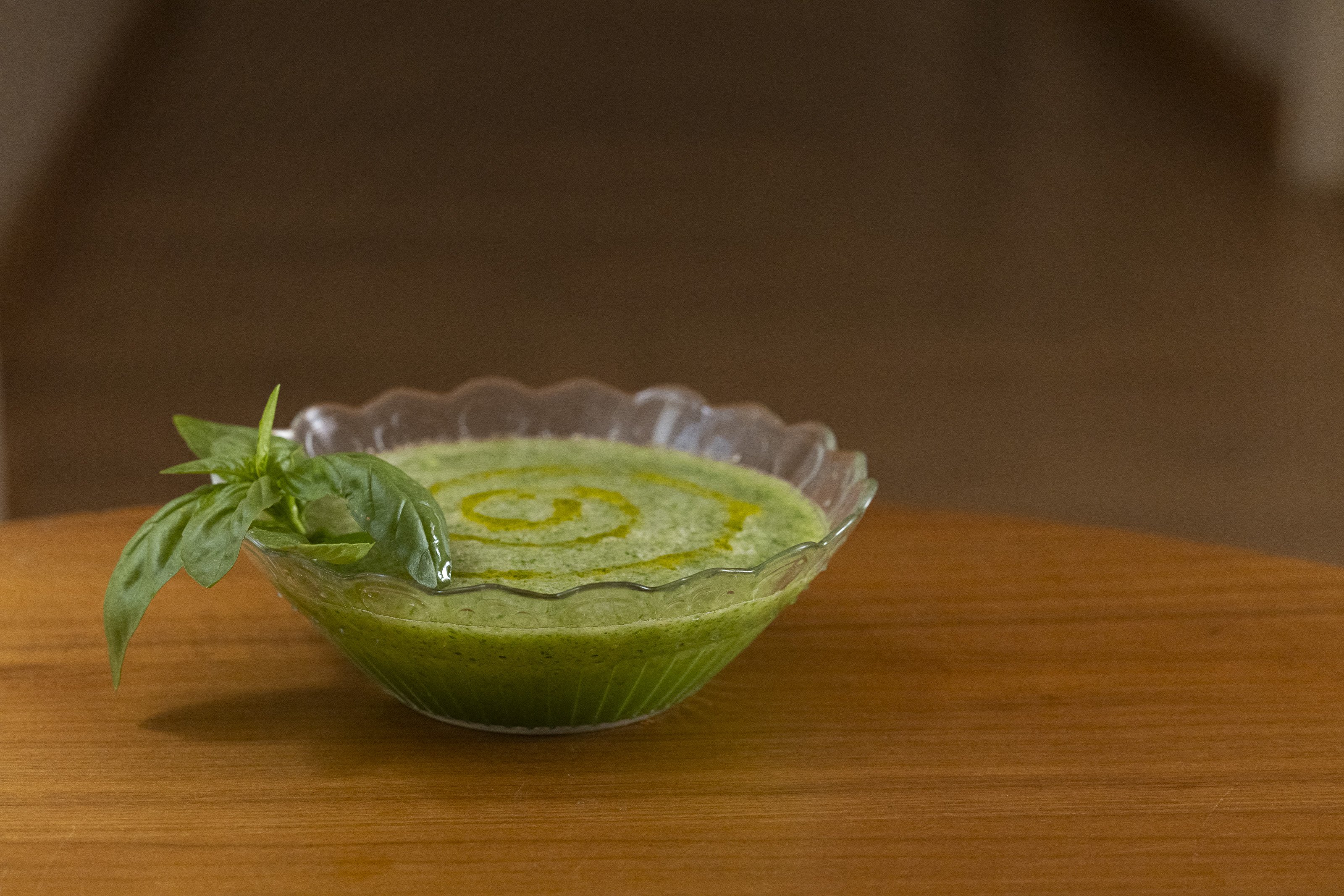 Sopa de melón con albahaca