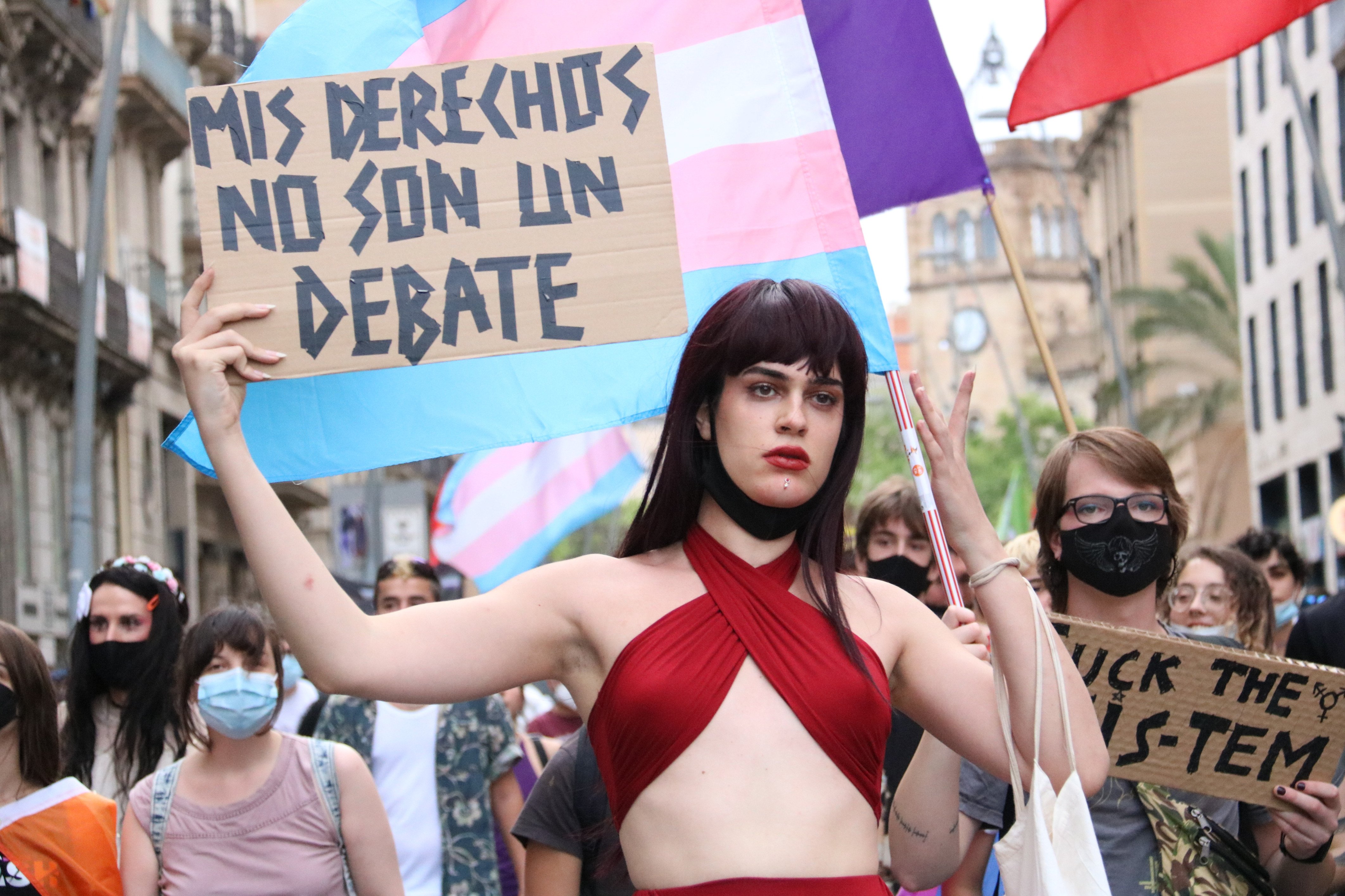 Orgull 2021: llei trans, augment de la violència i LGTBI-fòbia a Europa