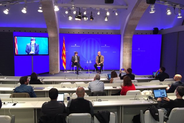 Puigdemont i Romeva amb mitjans internacionals
