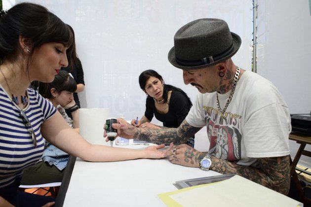 Tatuadors al Palau Robert Barcelona Sant Jordi 2017   Laura Gómez