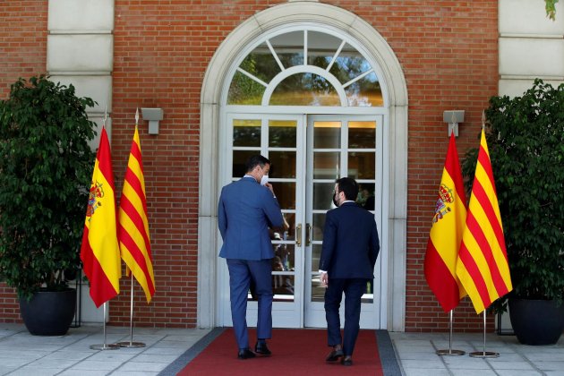 Pere Aragonès Pedro Sánchez primera reunión Moncloa EFE