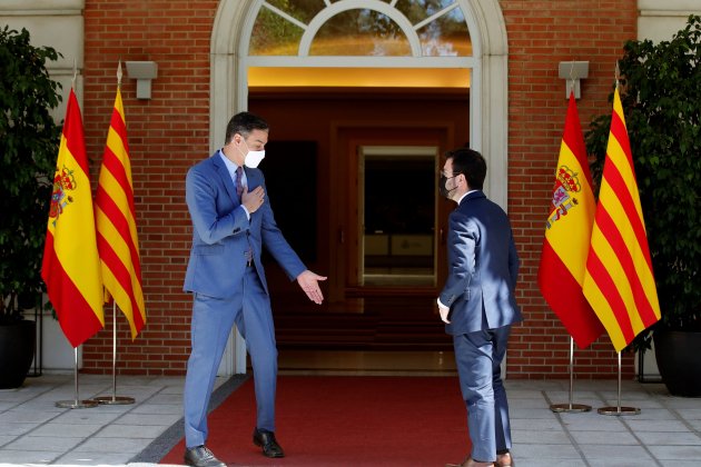 Pere Aragonès Pedro Sánchez primera reunión Moncloa EFE