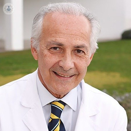 Dr. Borja Corcostegui Dr. Borja Corcostegui