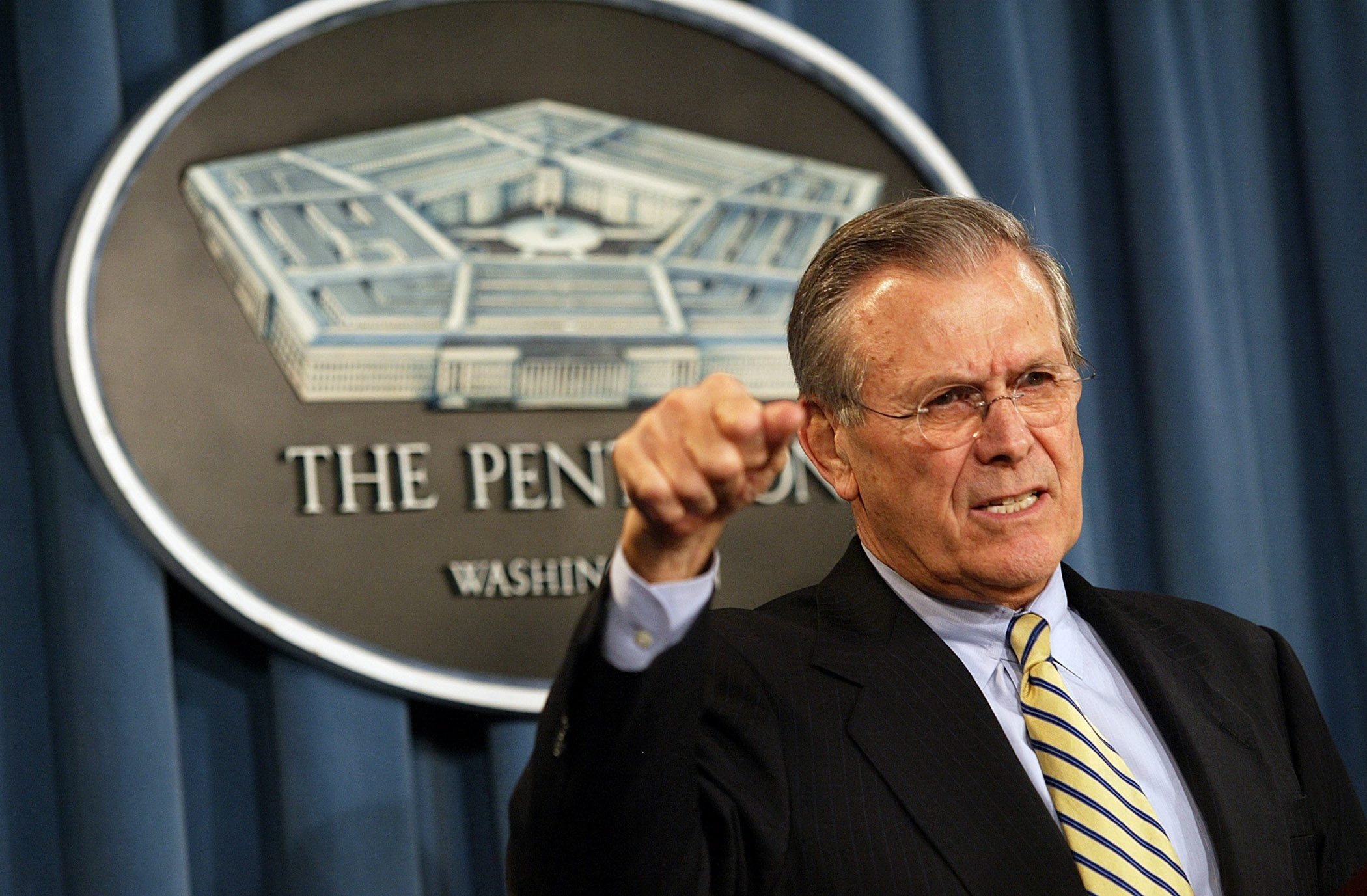 Donald Rumsfeld secretario defensa estados unidos 2004 / EFE