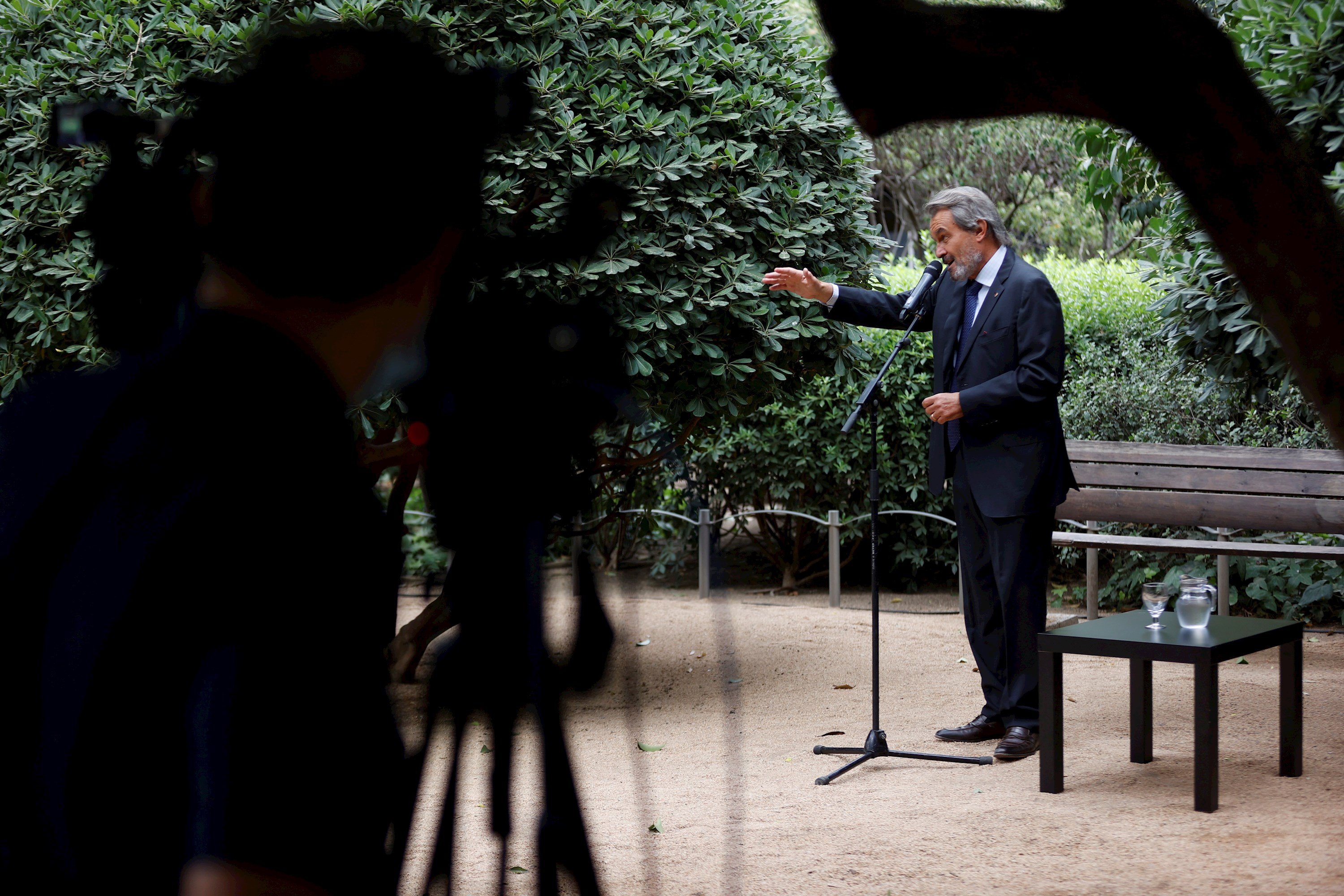 L'Advocacia de l'Estat irromp als jutjats per les despeses a l'exterior