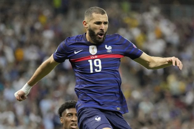 Karim Benzema celebracion gol Francia EFE