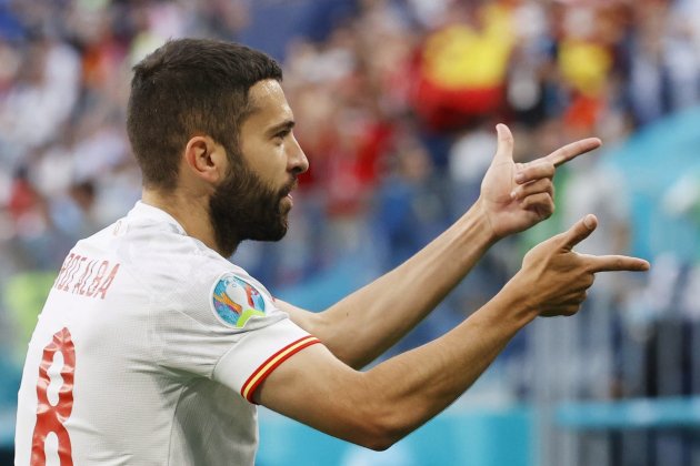 Jordi Alba celebra gol Suiza España Eurocopa efe