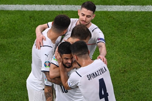 Insigne gol celebración EFE