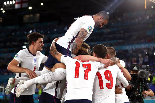 Inglaterra celebra gol cuartos ucania eurocopa efe