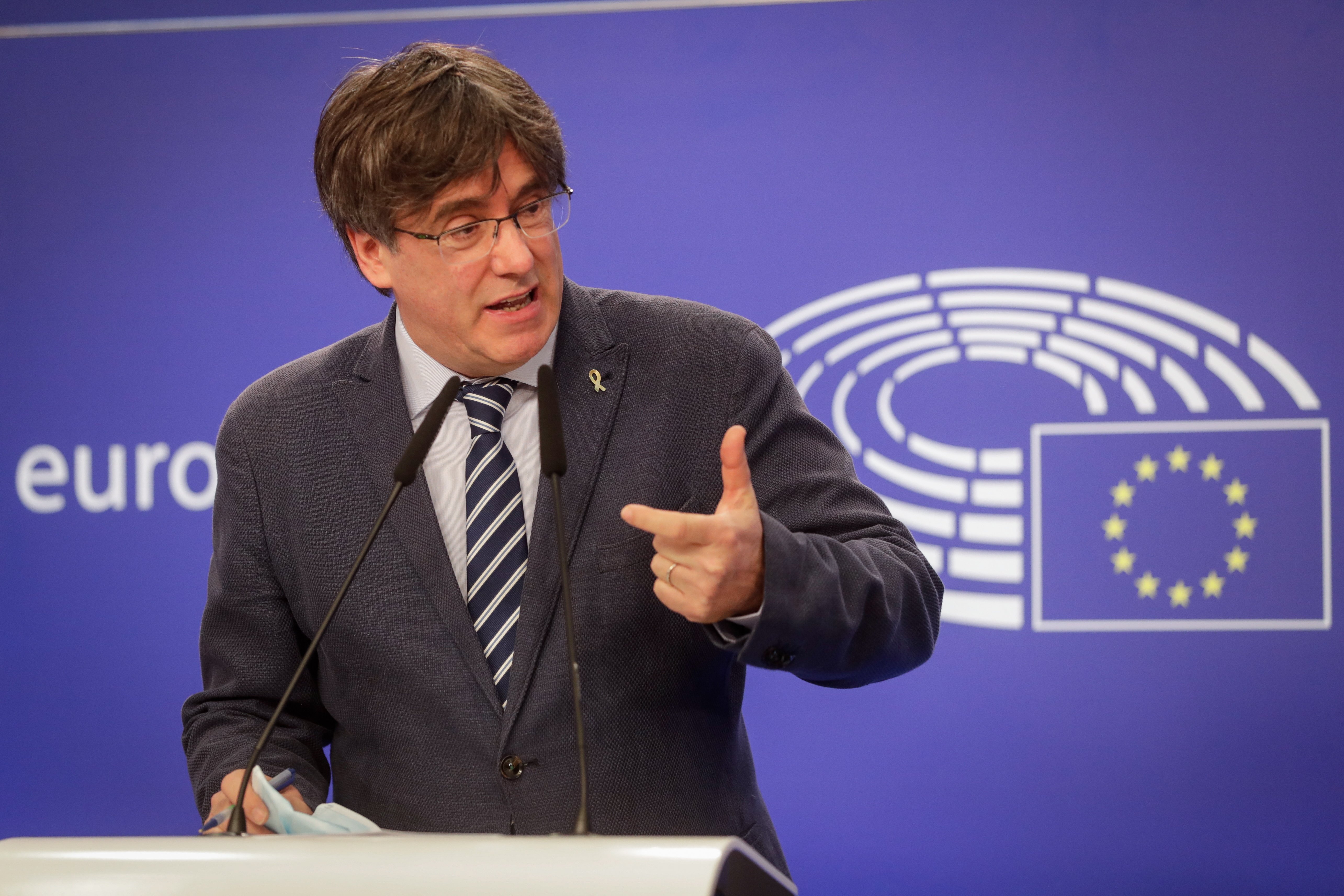 Puigdemont dismisses claimed Russian links to independence: "Spain's dirty war"