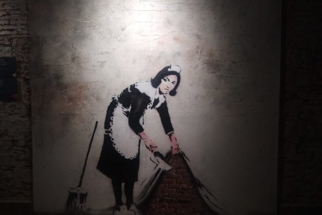 sirvienta banksy copia