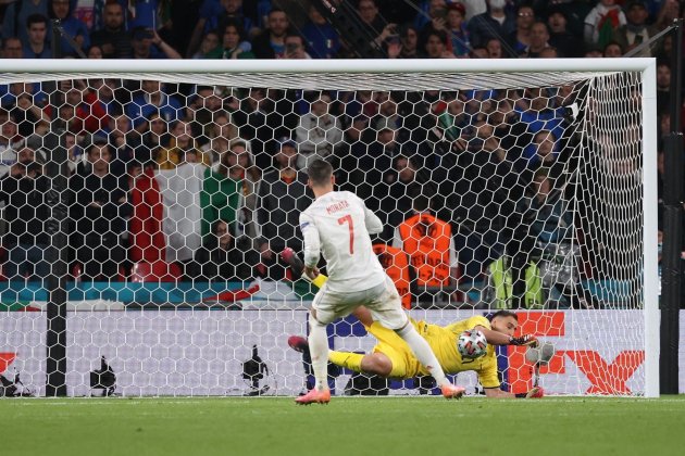 morata espanya penalti italia