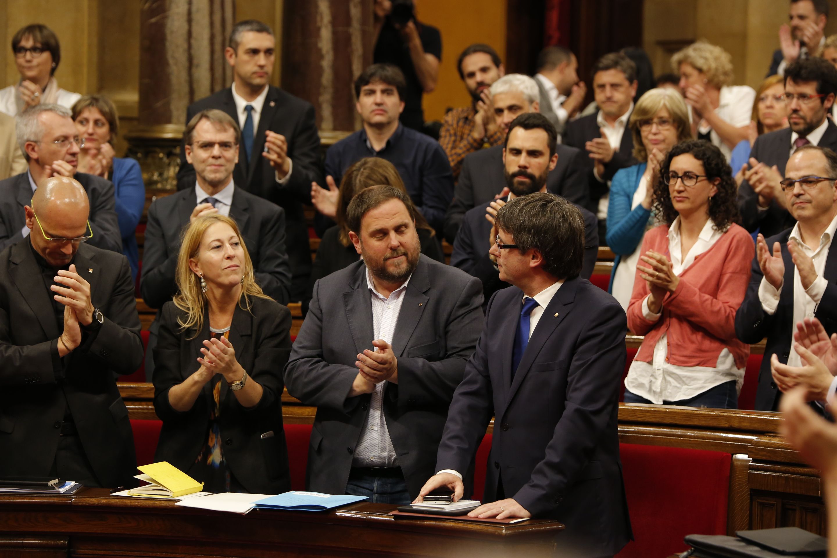 Junqueras y Mas avalaron la cuestión de confianza de Puigdemont