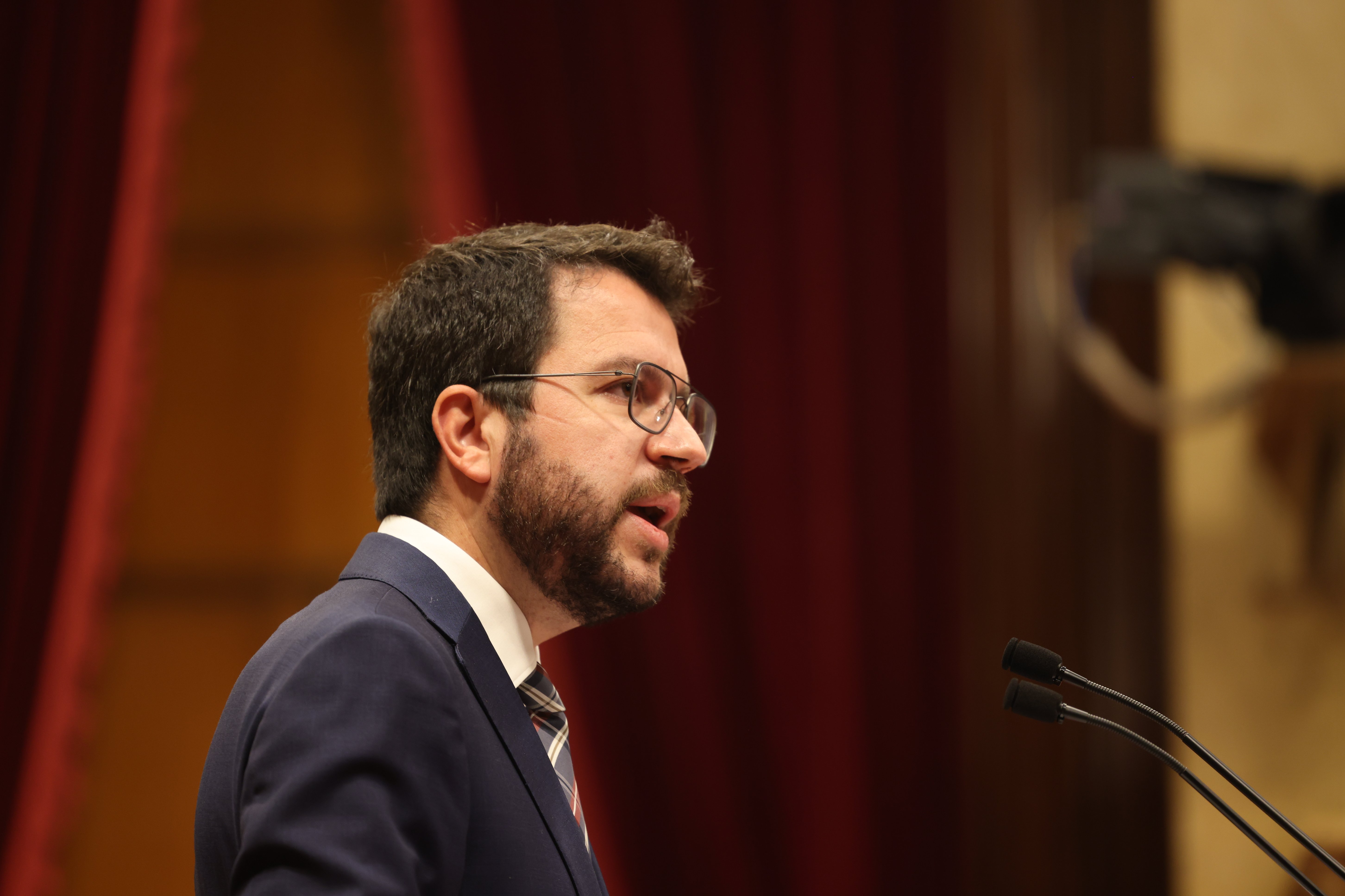 Pere Aragonès en el pleno del parlament - Sergi Alcàzar