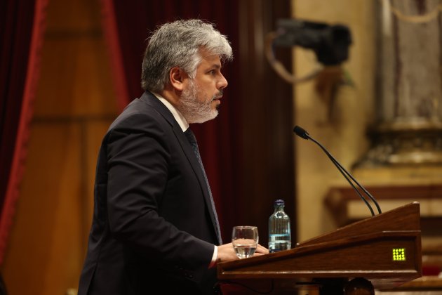 Batet en el pleno del parlament - Sergi Alcàzar