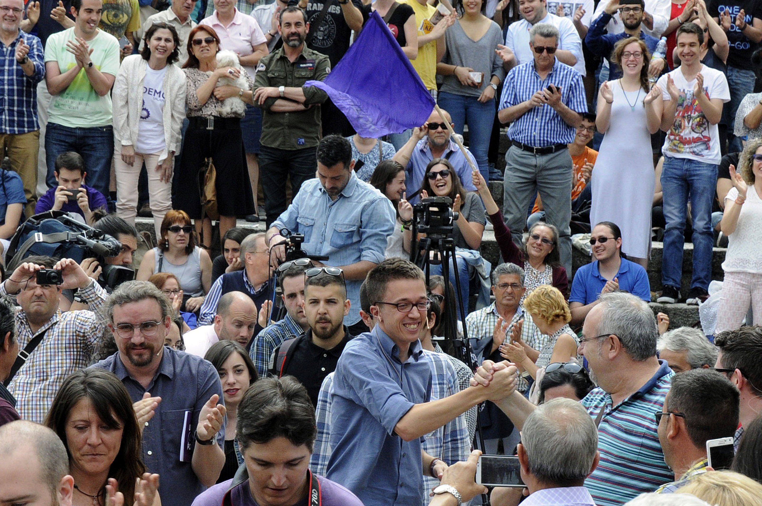 El 'sorpasso' de Unidos Podemos al PSOE ya está aquí, según el CIS