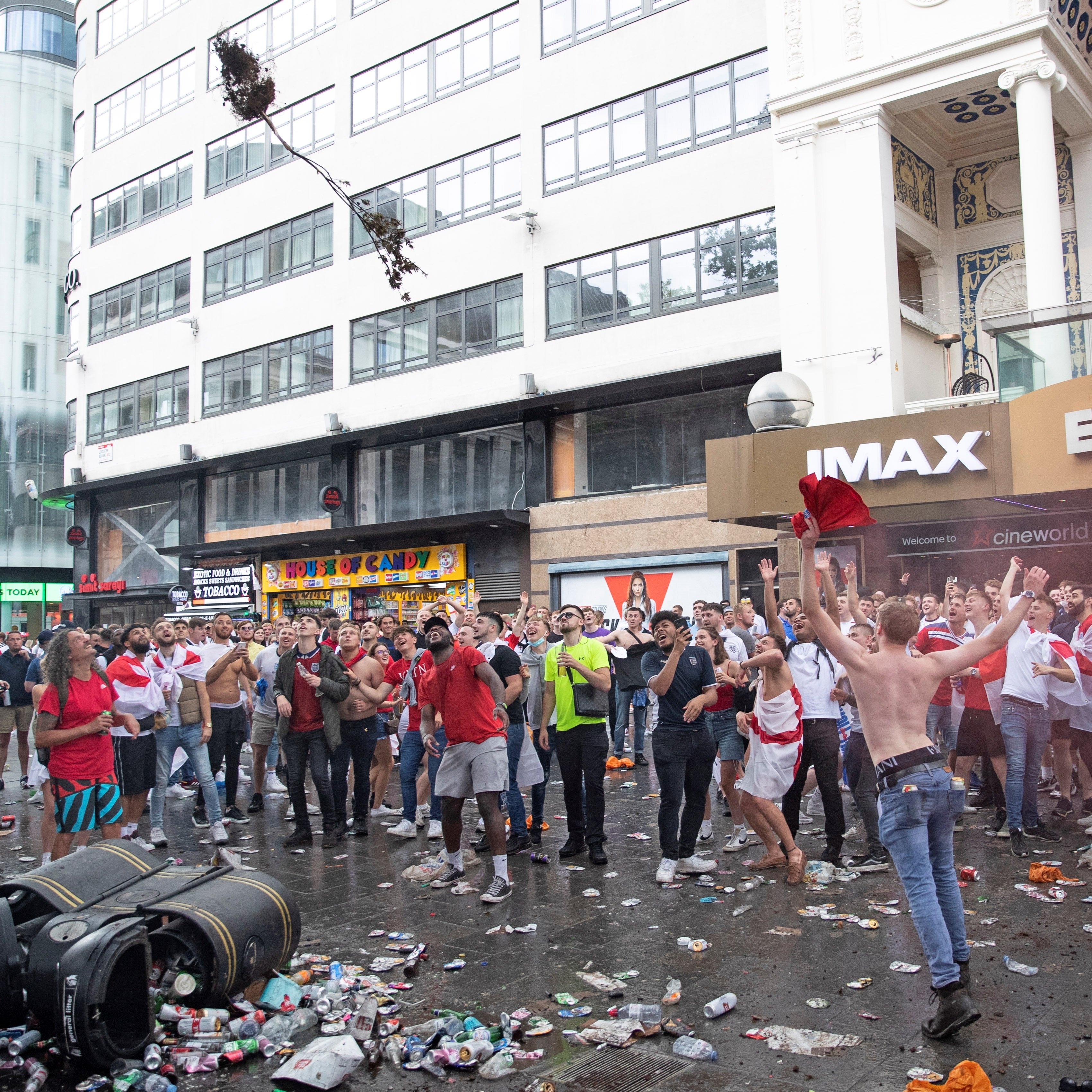 Caos i vergonya a Londres abans de la final de l'Eurocopa