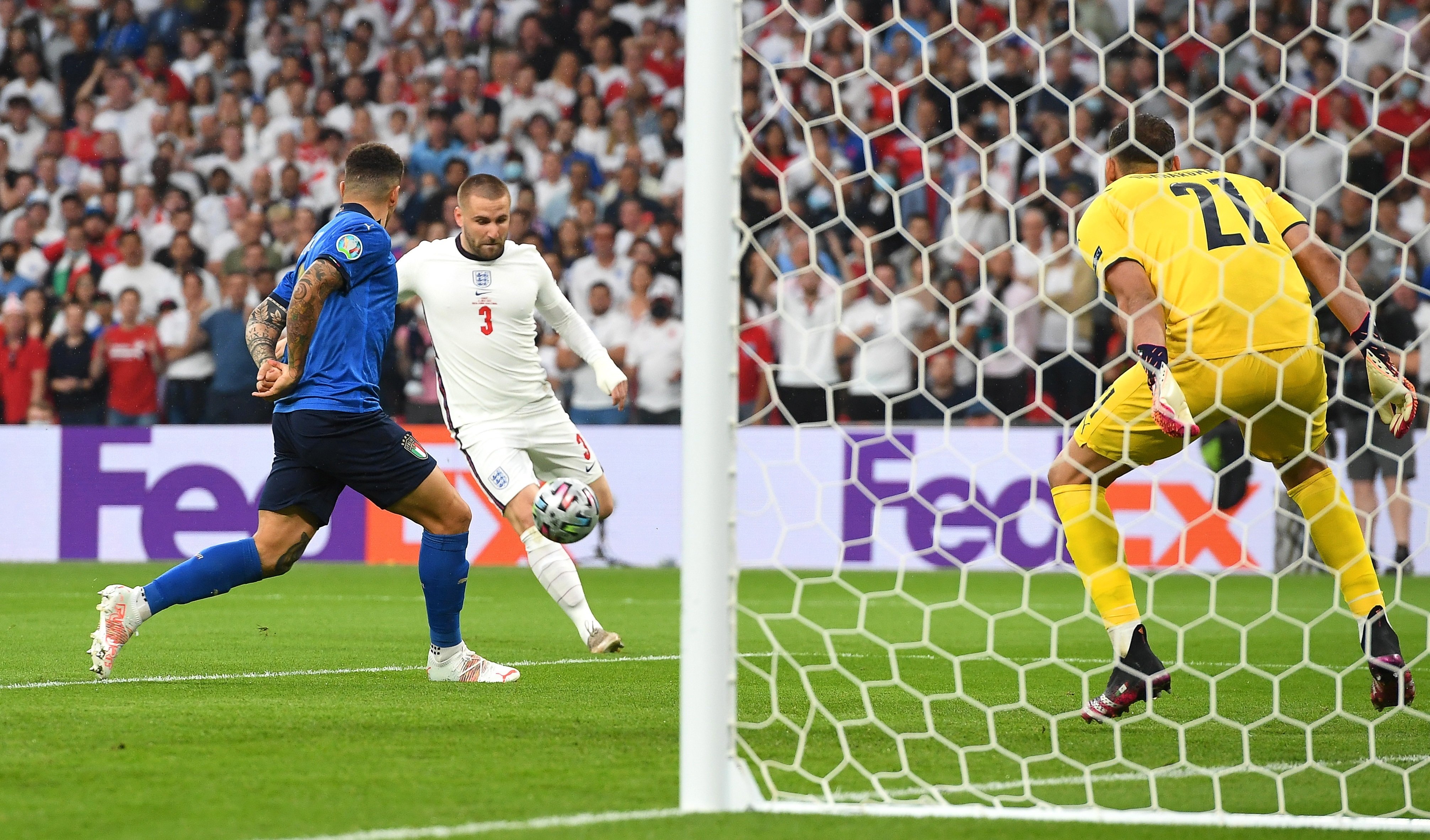 La final empezó con el gran gol de Luke Shaw para Inglaterra