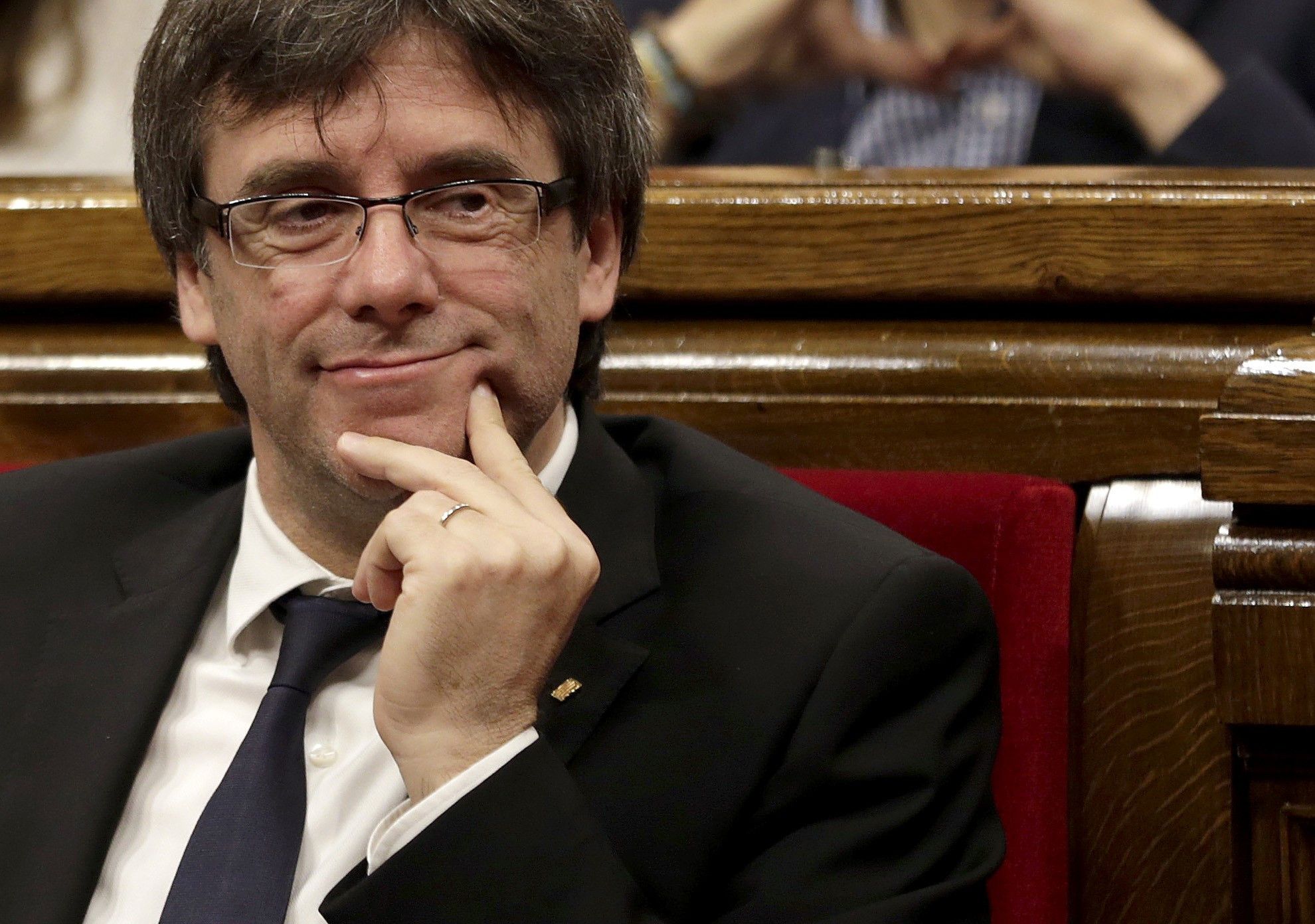 Puigdemont, a la CUP: "Los mejores puentes son aquellos que no se dinamitan"