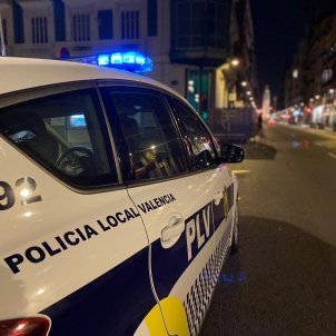 coche policia valencia toque queda europa press