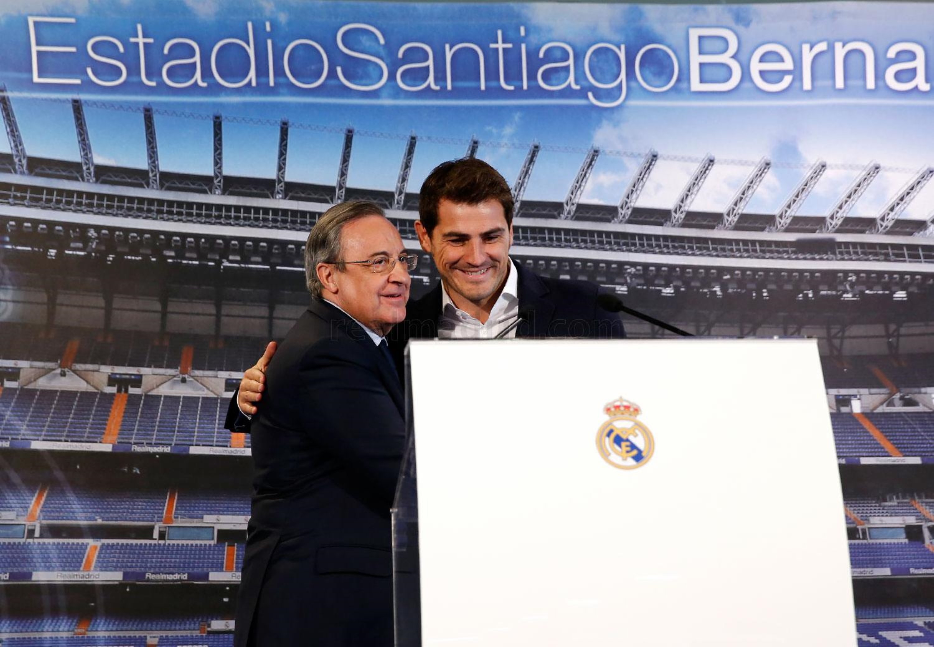 Florentino Pérez: "Casillas és molt curt i un gos falder"