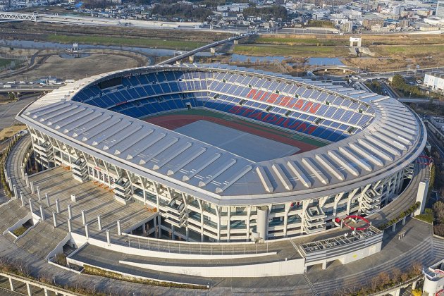 Estadio Yokohama Wikimedia Commons Arne Museler