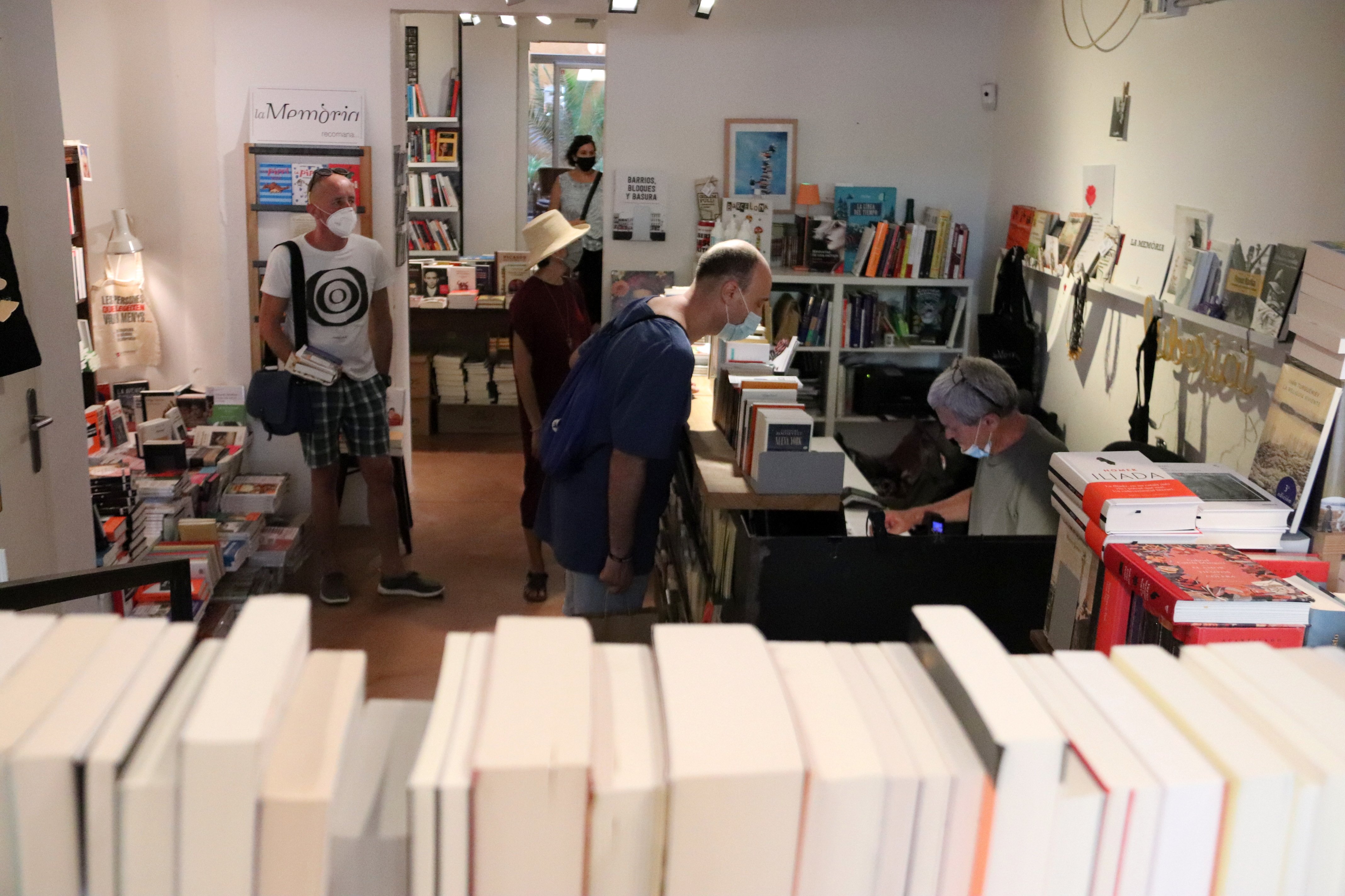 7 librerías barcelonesas que tienes que conocer aprovechando el Llibrestiu
