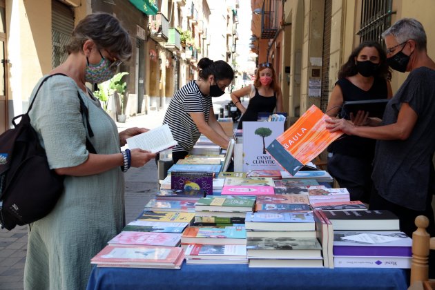 Parada de libros de Casa Anita/ACN