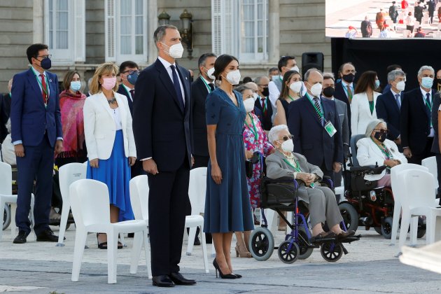 El rey Felipe VI y la reina Letizia Ortiz en el acto homenaje de estado en laso víctimas de la pandemia de la covid y de reconocimiento en el personal sanitario - EFE-