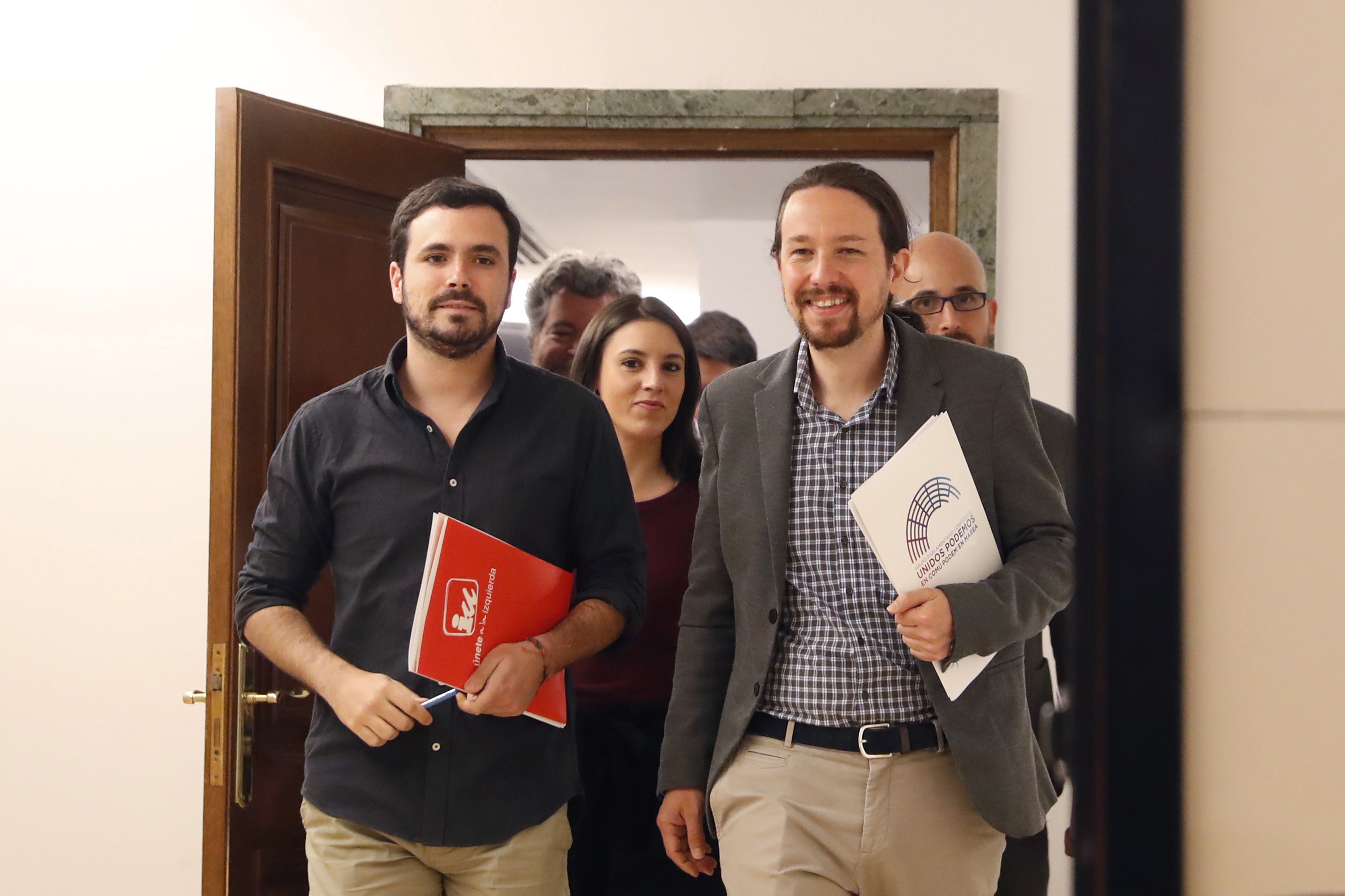 Podemos pide un pleno en 48h con Rajoy, Zoido, Santamaría, y Catalá