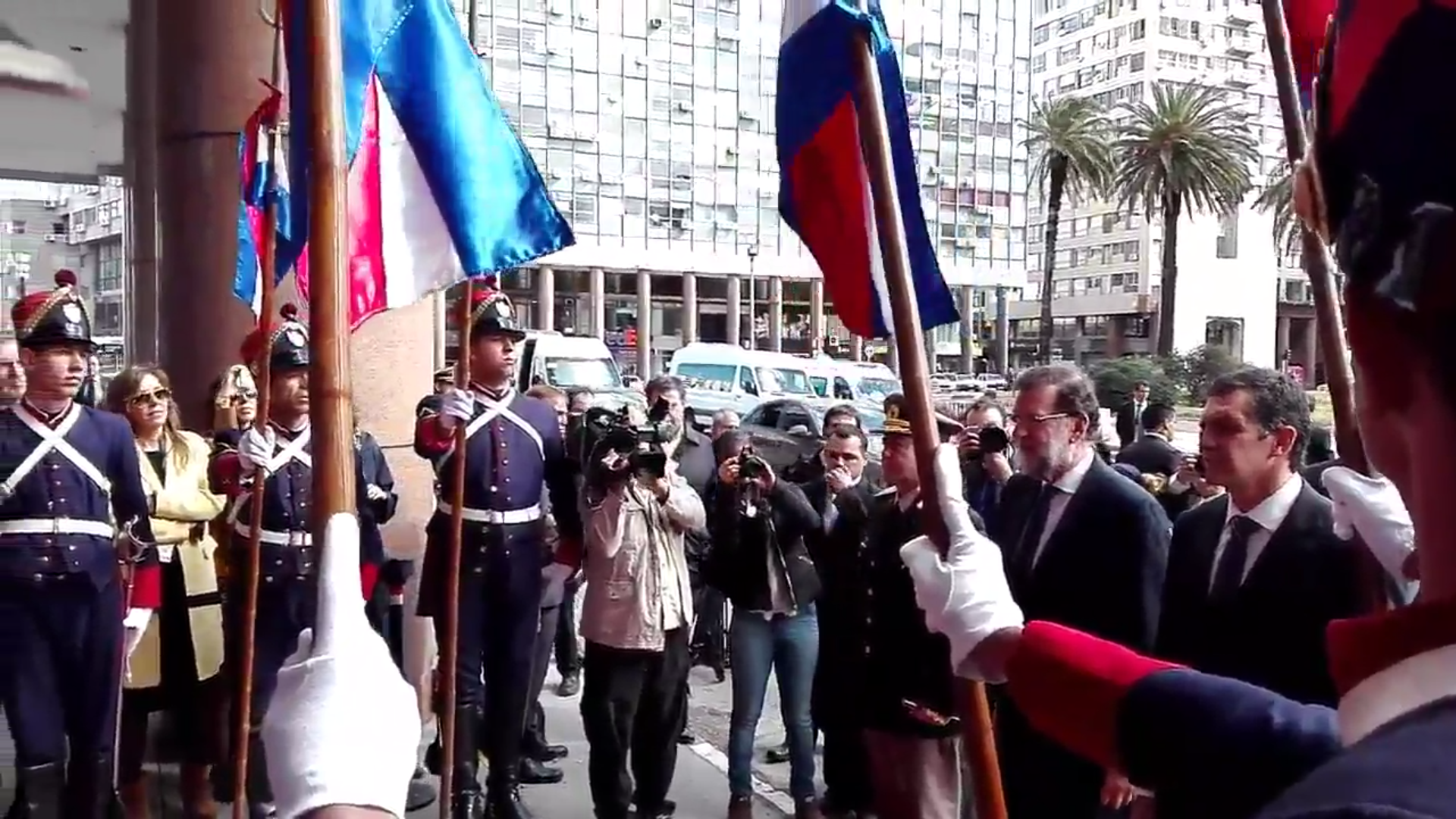 VÍDEO: Rajoy, escridassat a l'Uruguai: "Lladre, lladre"