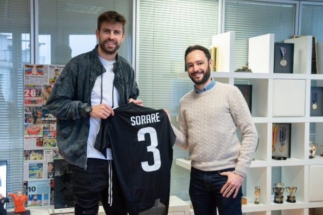 Piqué Sorare cromos virtuals Europa Press